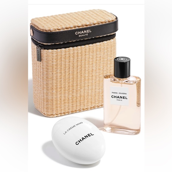 CHANEL Handbags - CHANEL Les Beiges Healthy Glow Summer Essentials